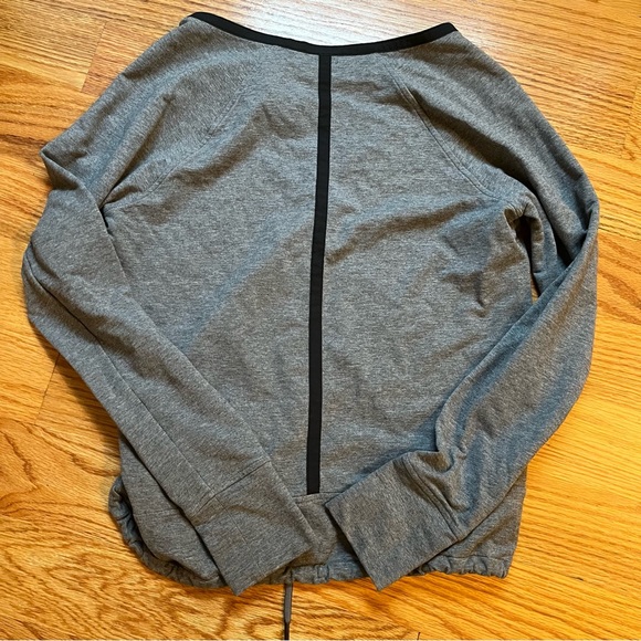 Athleta Sentry Tie pullover in dark gray size XXS - Picture 3 of 6